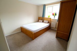Bedroom- click for photo gallery